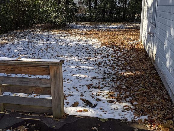 3rd image of 965 Higgins Ave