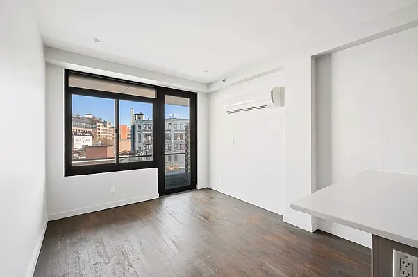 Rented by Living New York | media 13