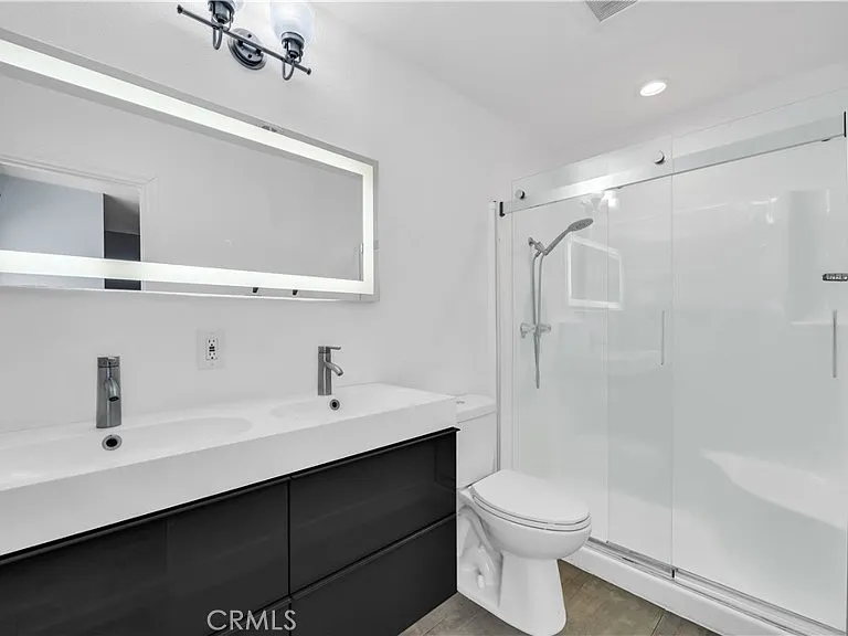 7137 Shoup Ave #16 — Photo 7