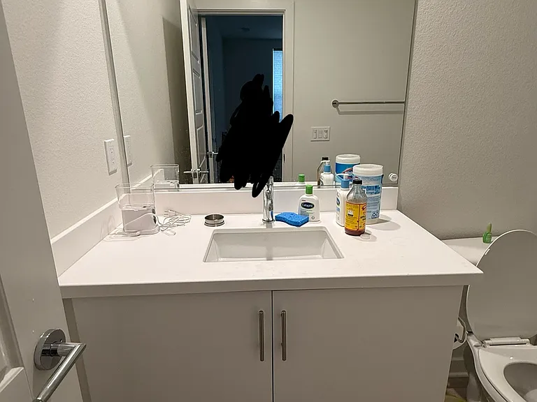 1st floor 
- bathroom