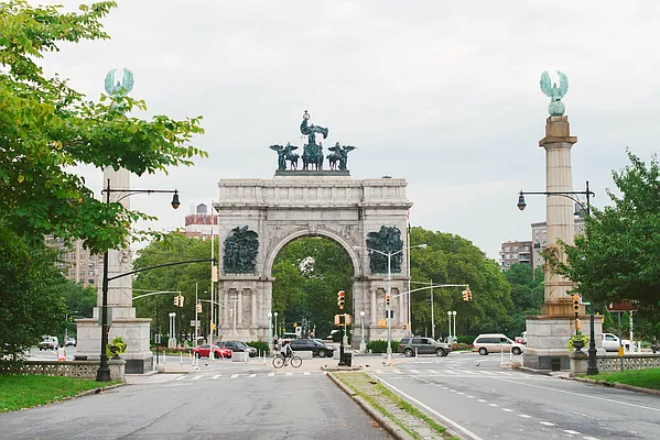 Rented by Compass | media 8