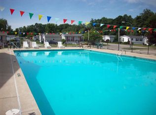 1403 Miss Ellie Dr, Kalamazoo, MI 49009