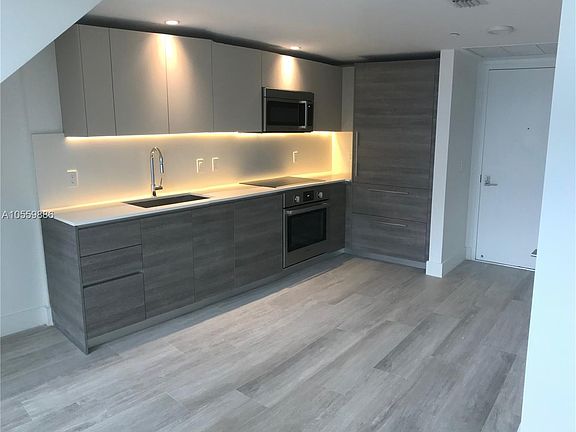 4th image of 3401 NE 1st Ave #12