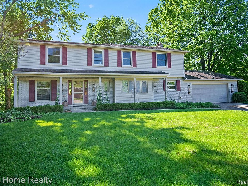 1st image of 29952 Fox Grove Ct