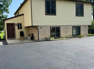 31 Cottage Gate Rd #B, Sicklerville, NJ 08081