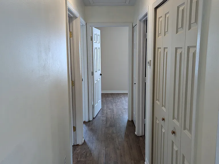 3324 Buckingham Ave — Photo 6