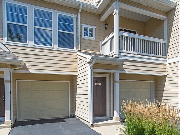 3rd image of 1503 Watkins Ln Unit 207