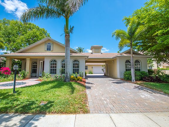 2nd image of 1688 McGregor Reserve Dr