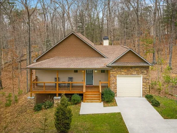 156 Ridgecrest Ct, Ellijay, GA 30540