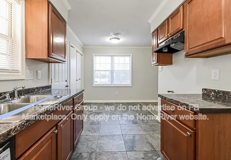 5035 Applewood Dr — Photo 5