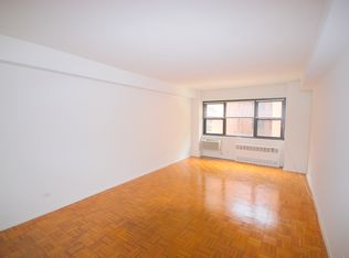 10933 71st Rd APT 3B, Forest Hills, NY 11375