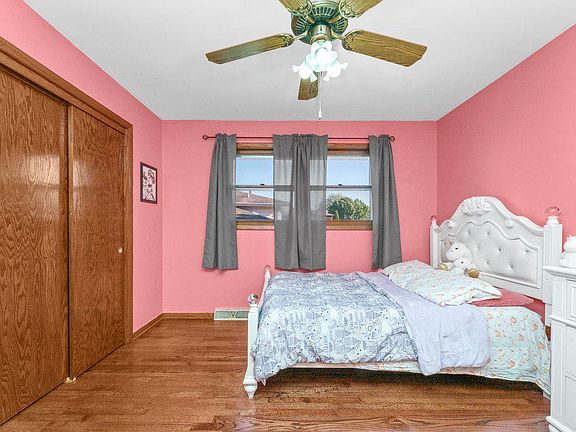 5th image of 8744 S McVicker Ave