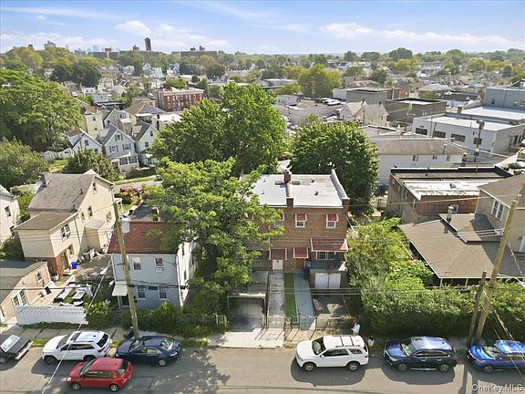 5th image of 4814 Murdock Avenue