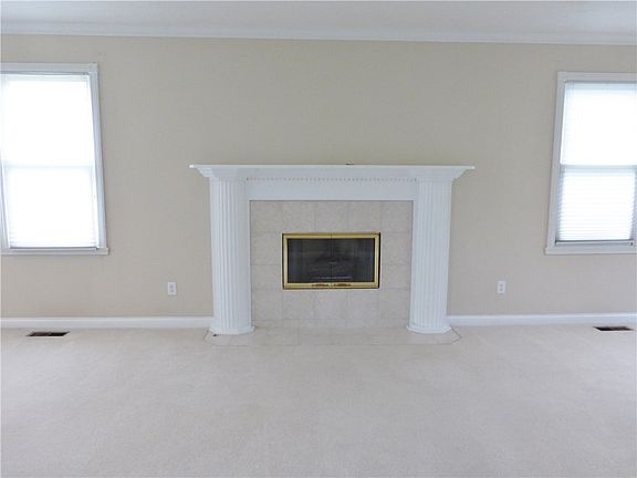 4th image of 16582 Audubon Ct