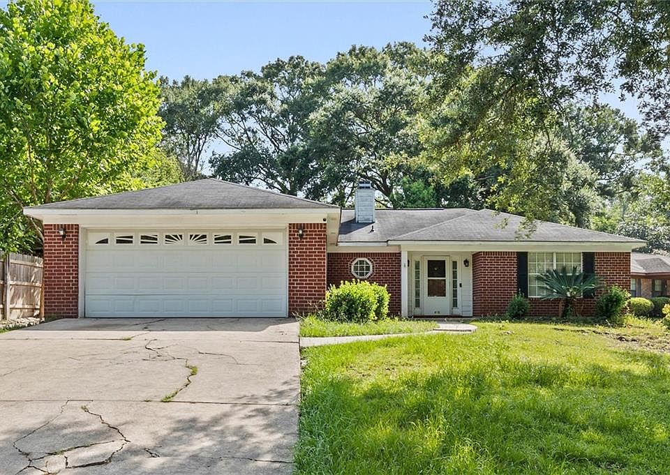 1st image of 5669 Woodchase Cir E