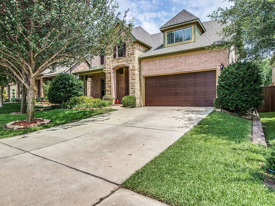 1st image of 3015 Pinecrest Dr