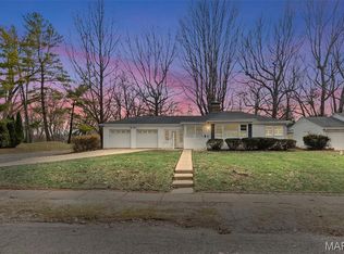 1012 Minnesota St, Edwardsville, IL 62025