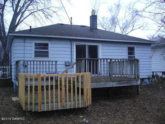 2nd image of 1126 Park Ave