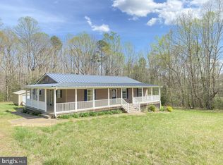 427 Muscadine Trl, Baskerville, VA 23915