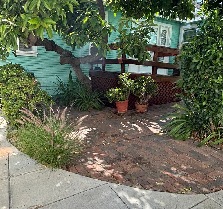 1st image of 8707 W West Knoll Dr #8707