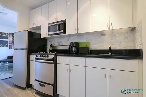 Rented by Property Link Mgmt, LLC | media 18