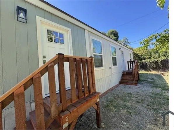 3301 27th Ave #2, Sacramento, CA 95820