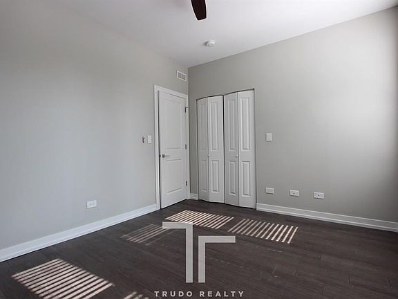 3rd image of 1558 W Hollywood Ave #1554201