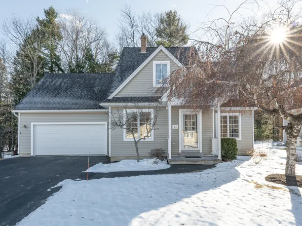 21 Samantha Drive #31E, Gorham, ME 04038