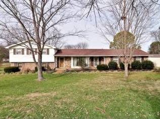 5057 Twin Ridge Dr, Old Hickory, TN 37138