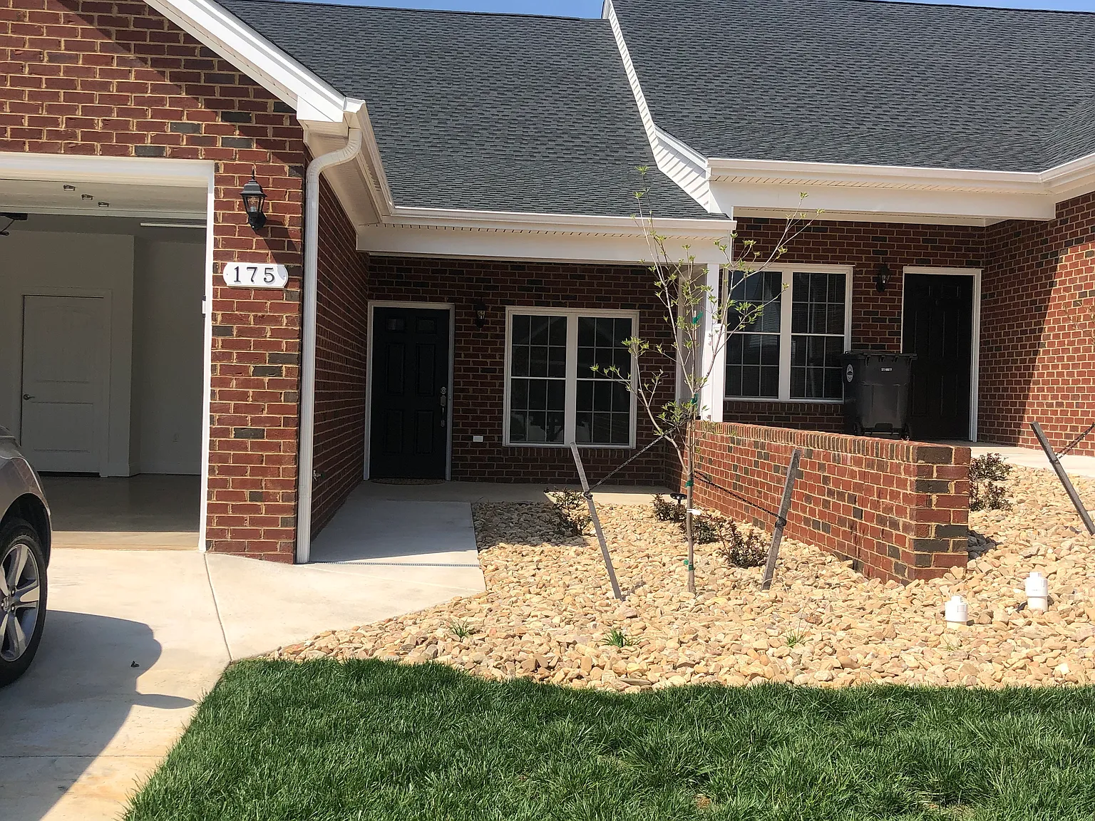 2 bed, 1550 sqft, $2,150 — Photo 3