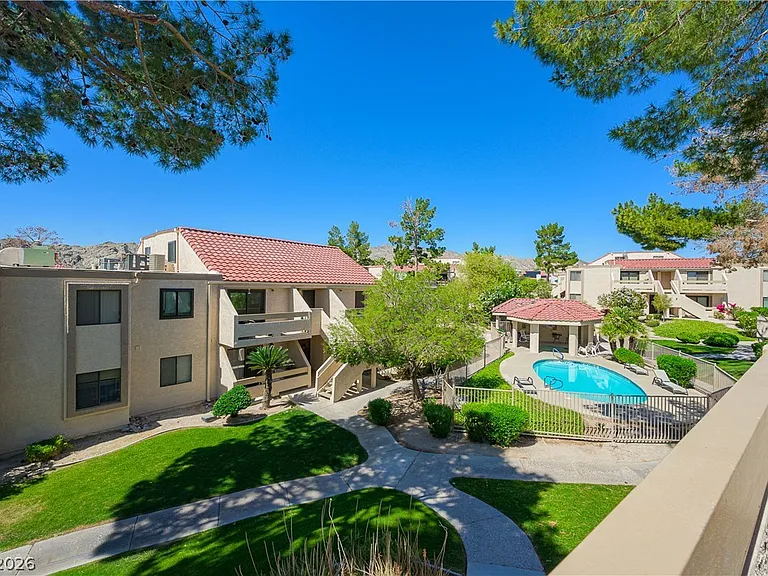 3770 Desert Marina Dr #52 — Photo 40