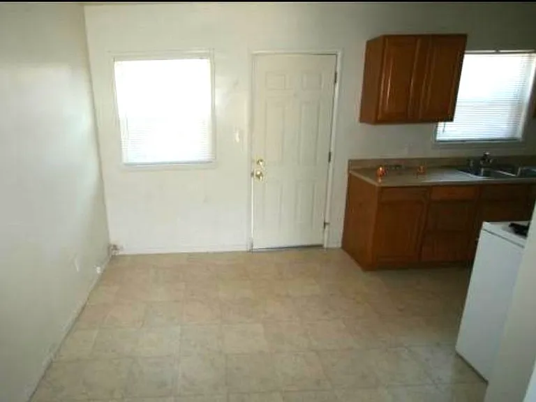 9145 Olive St #1 — Photo 5