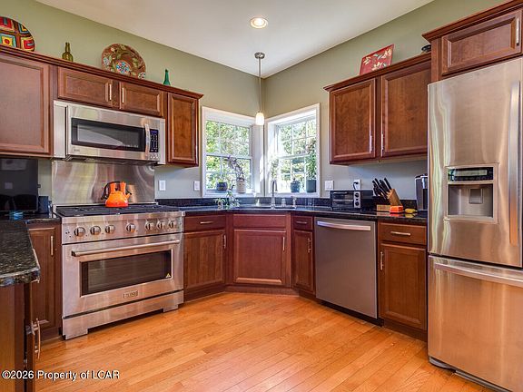 4th image of 354 Canter Dr