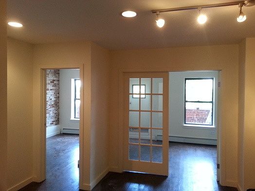 4th image of 188 Tompkins Ave #1