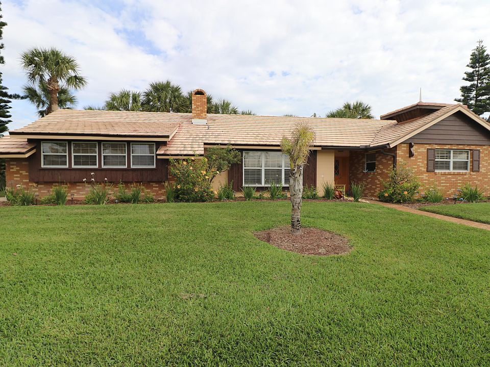 1st image of 1 Ligustrum Cir