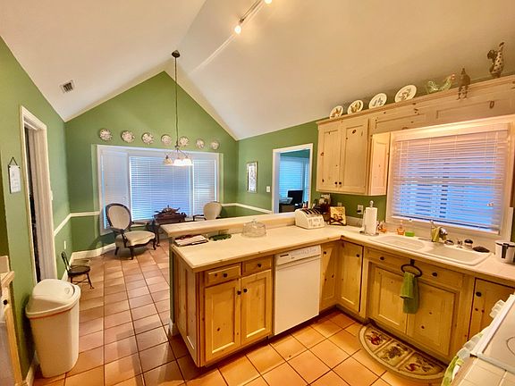 5th image of 3215 Wildwood Plantation Cir