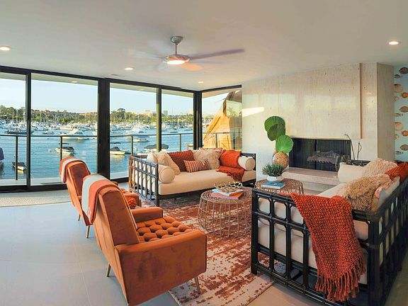3rd image of 305 N Bayfront