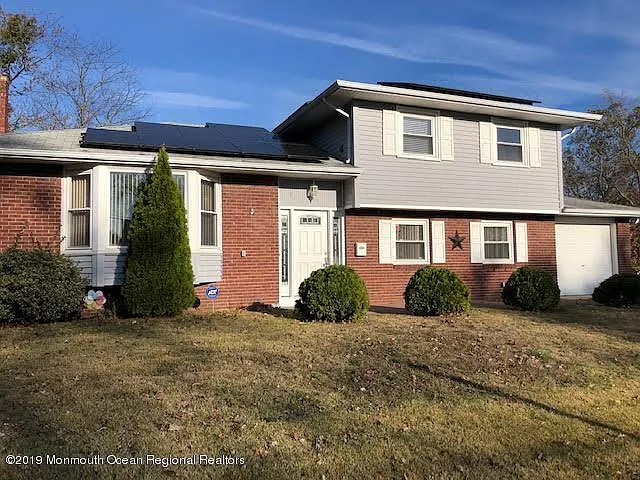 26 Kingsport Dr photo 1