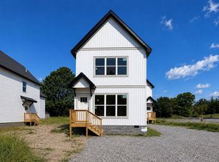 212 2nd St, Guthrie, KY 42234