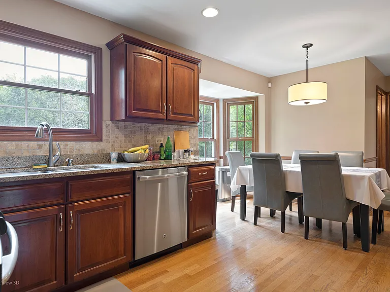 560 Rapidan Ct — Photo 18
