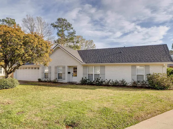 2704 Larchmont Cir, Monroe, LA 71201