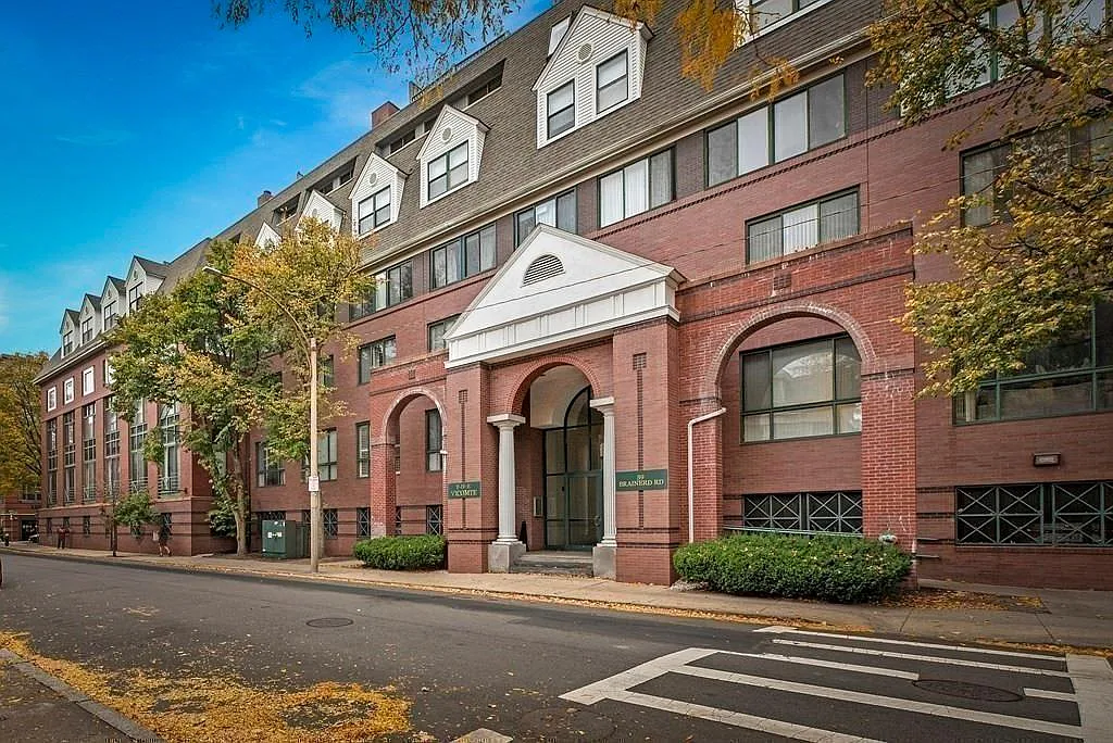 1 bed, 628 sqft, $2,795 — Photo 1
