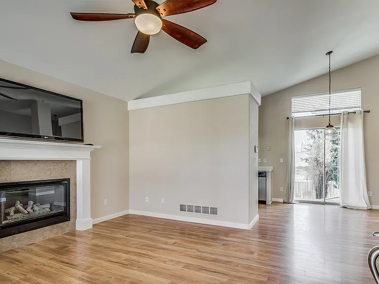8708 Greengrass Way — Photo 7