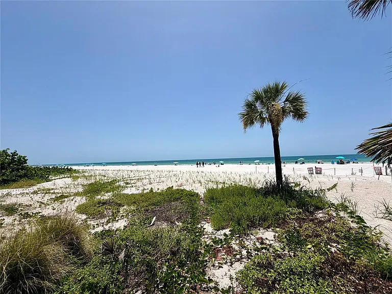 350 Gulf Blvd #1 — Photo 2