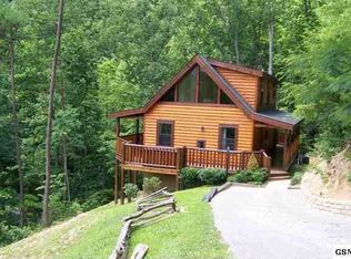 978 Scenic Trl, Gatlinburg, TN 37738