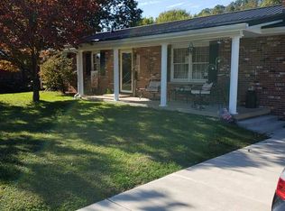 1122 Williamson Ave, Matamoras, OH 45767