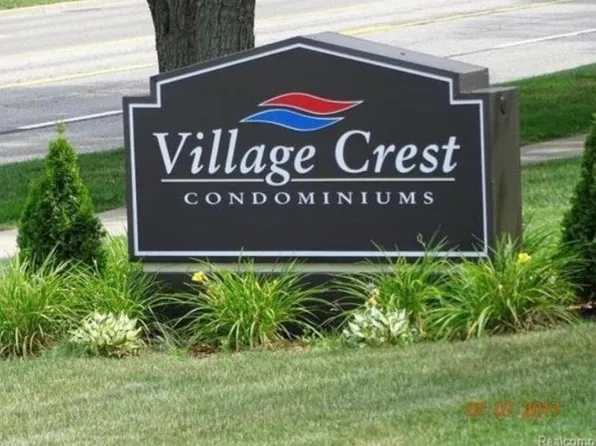 25835 Lahser Rd #18, Southfield, MI 48033