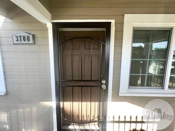 3rd image of 3700 Westwood Blvd