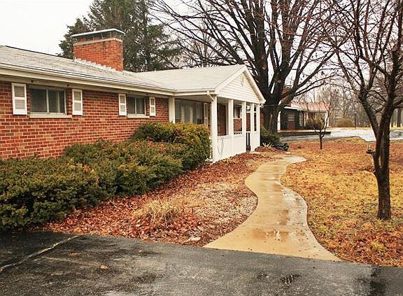 2nd image of 11041 Lilac Ave