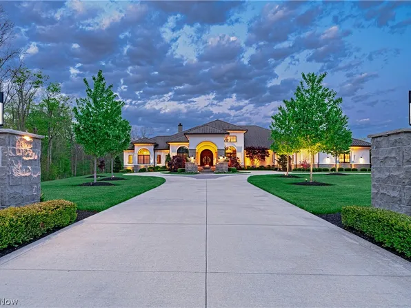 1433 Ridgemont Trl, Hinckley, OH 44233